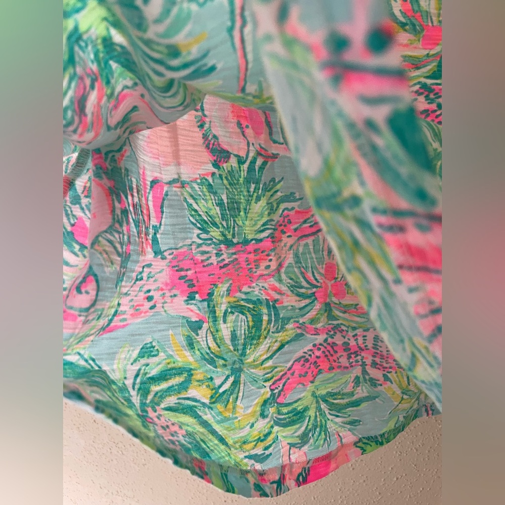 Lilly Pulitzer Women’s Small Etta V-Neck Short Sleeve Seasalt Blue On Parade Top - Picture 6 of 15